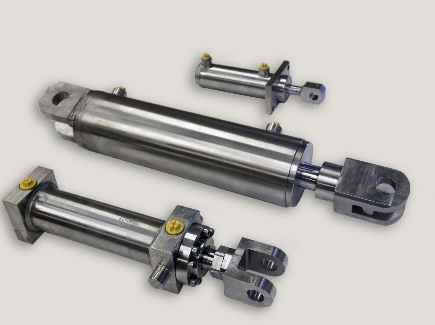 hydraulic cylinders